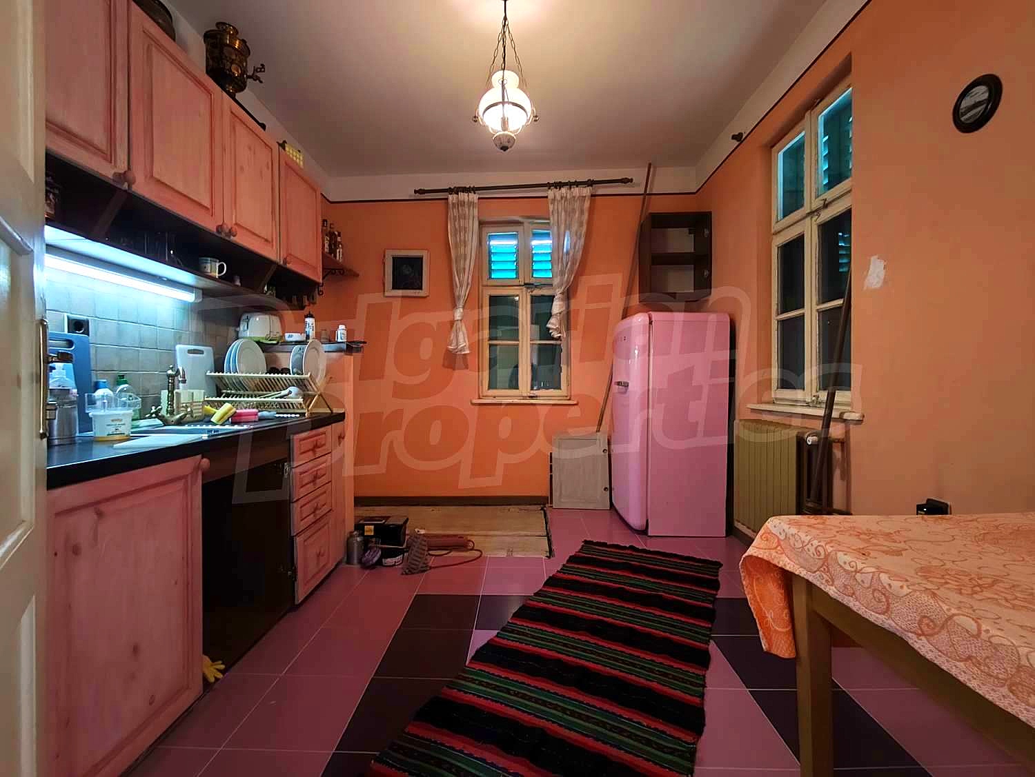 Gallery Picture 13