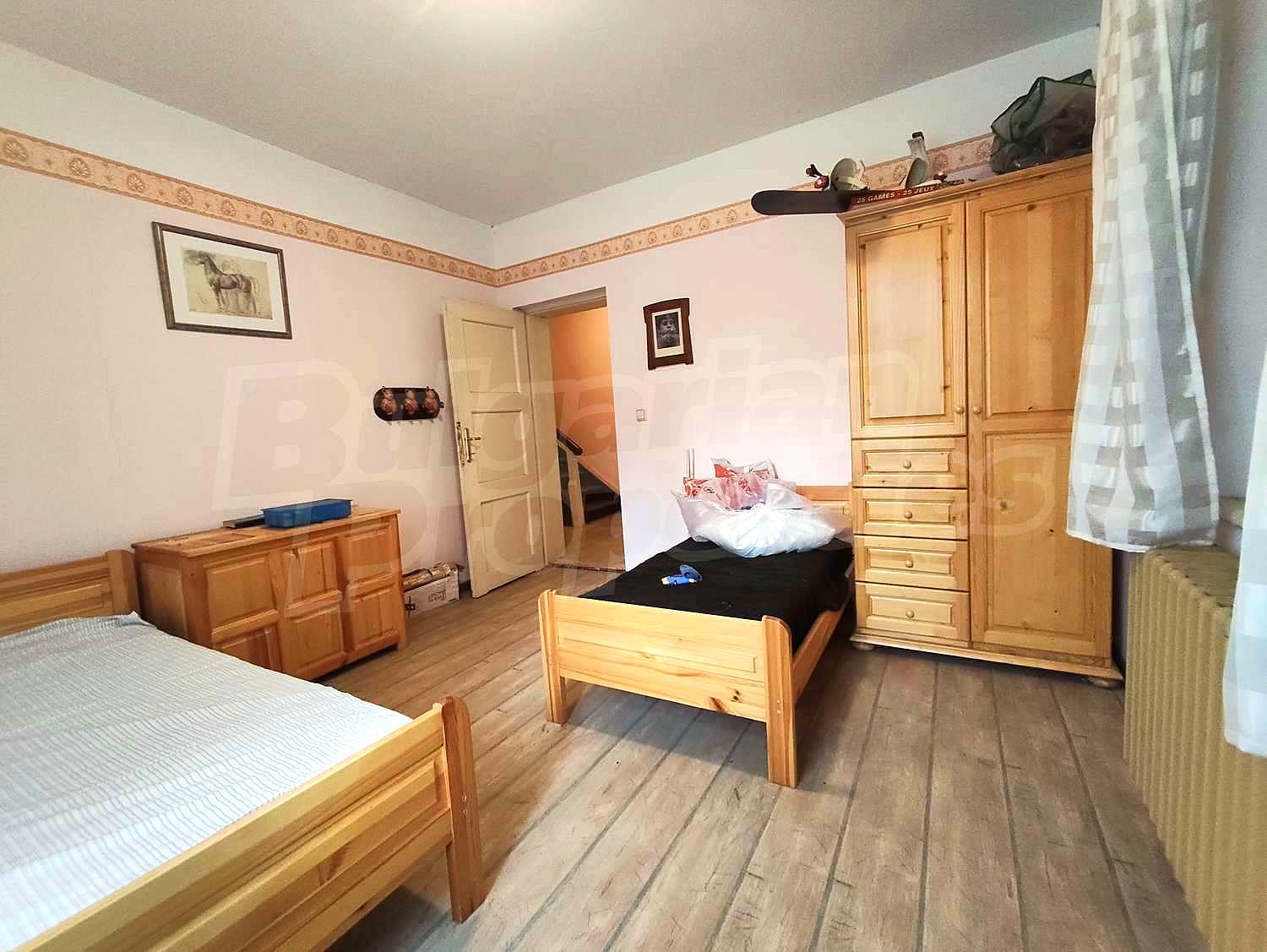 Gallery Picture 23