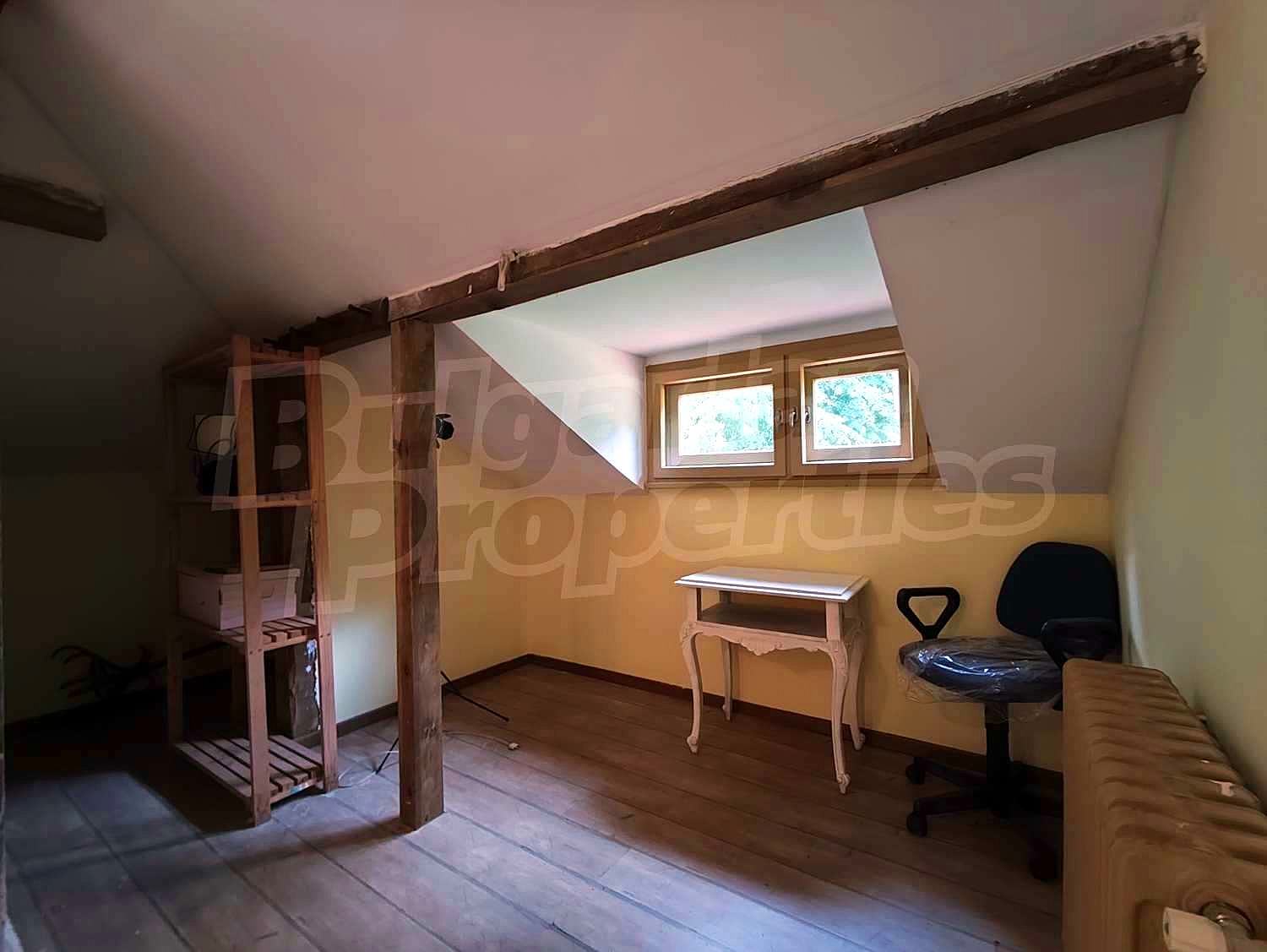 Gallery Picture 34