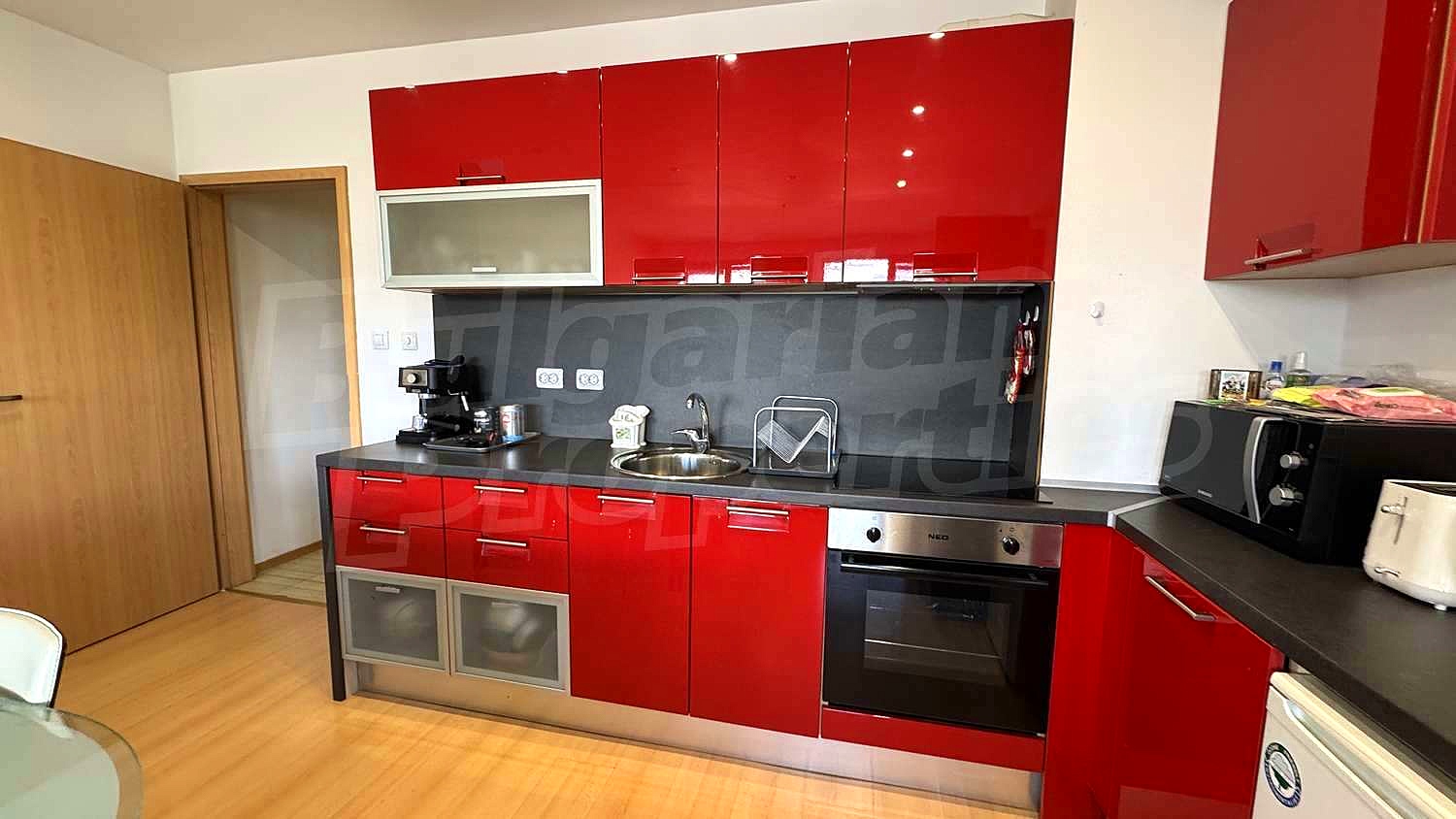 Gallery Picture 9