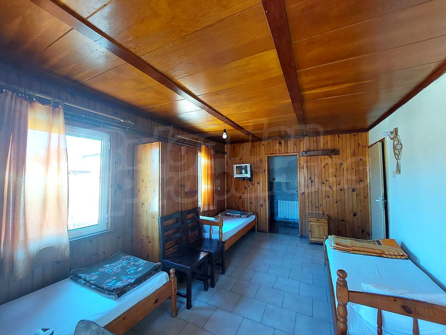 Gallery Picture 19