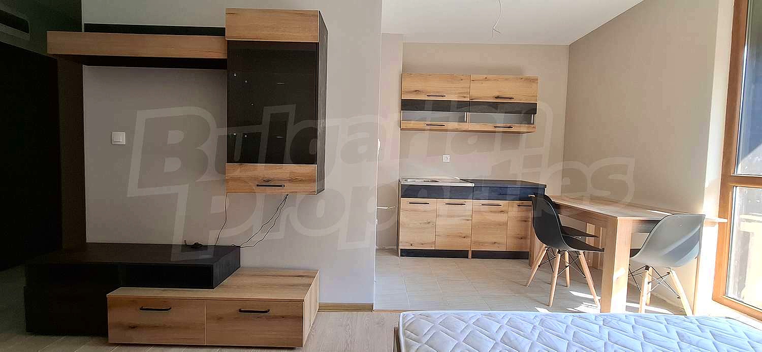 Gallery Picture 4