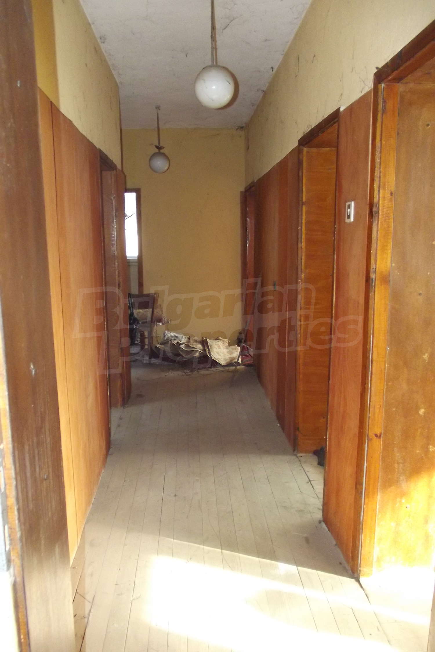 Gallery Picture 24