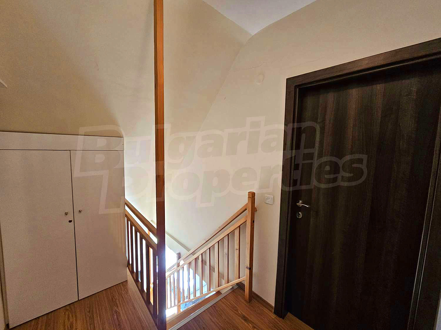 Gallery Picture 28