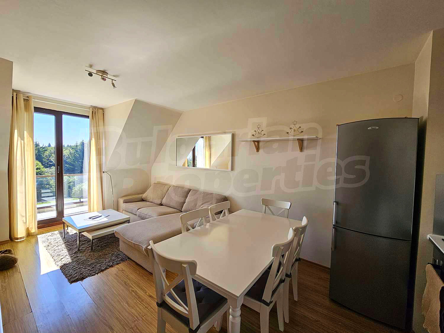 Gallery Picture 5