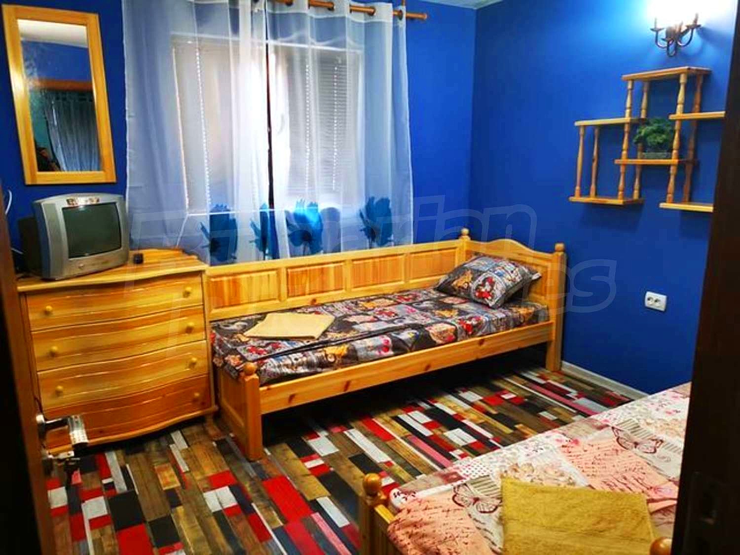Gallery Picture 22