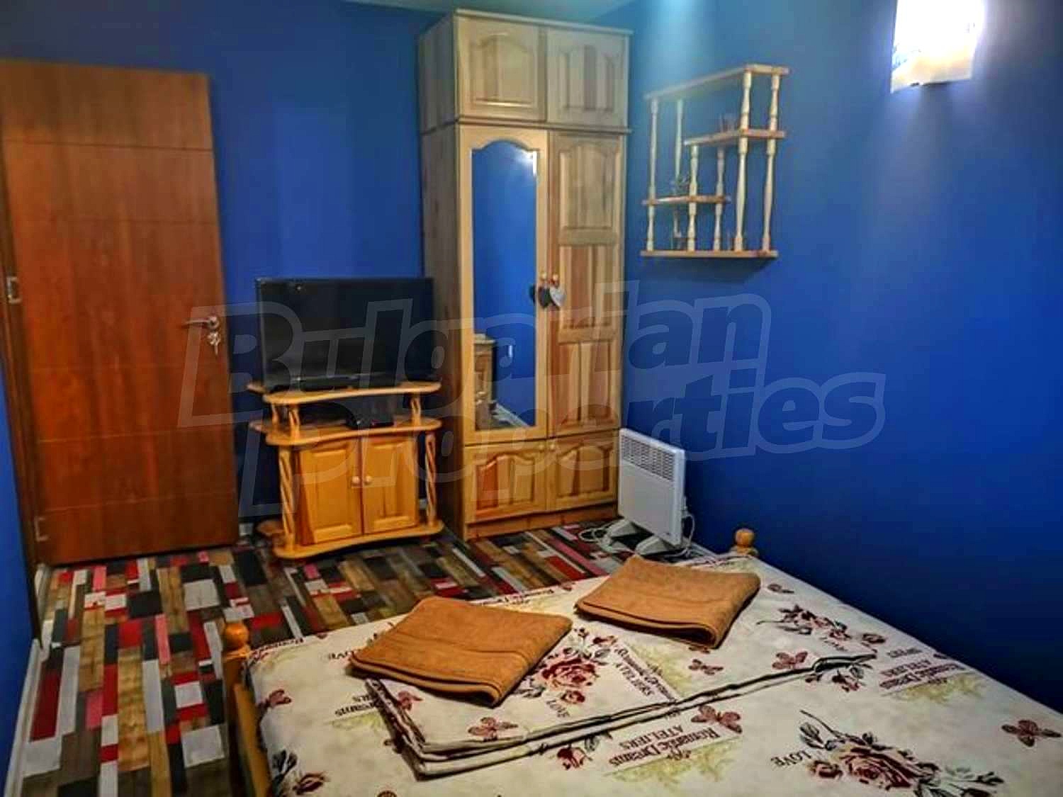 Gallery Picture 29