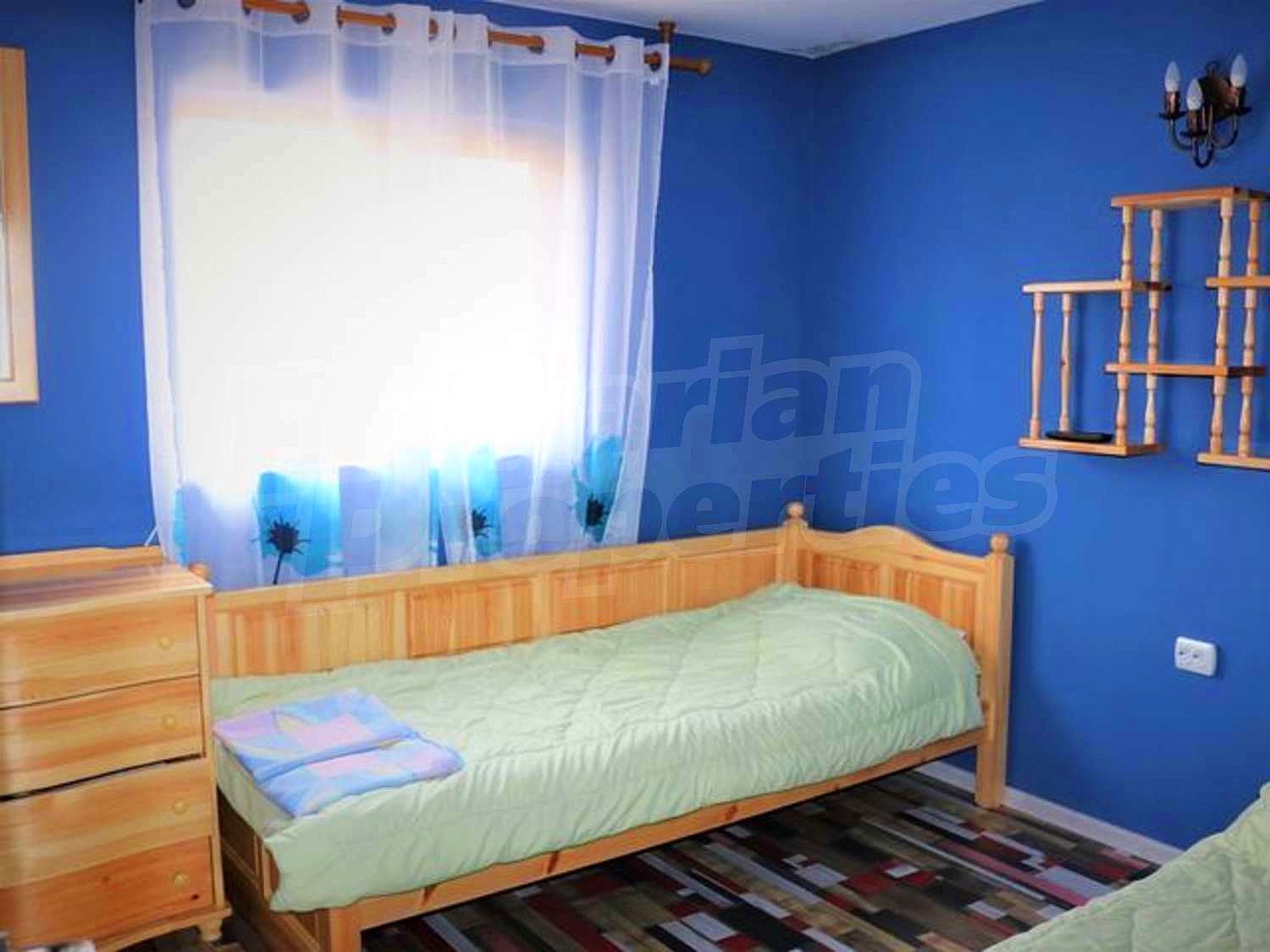 Gallery Picture 11