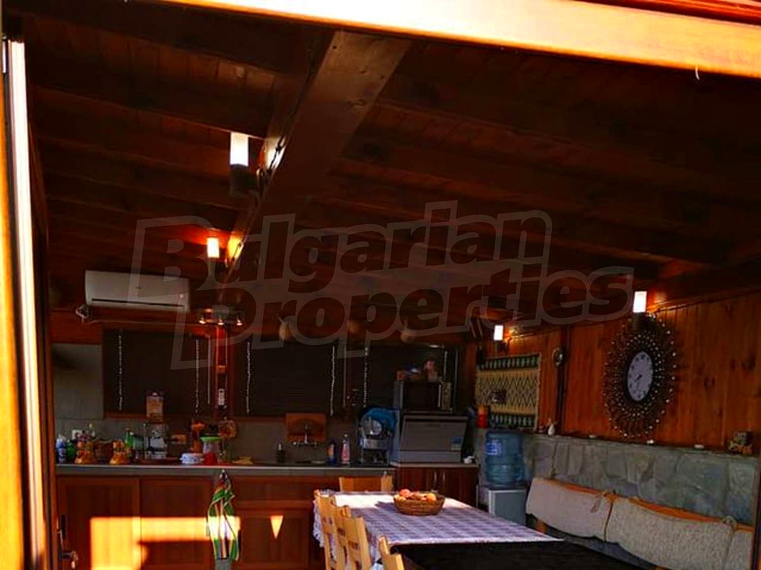Gallery Picture 13