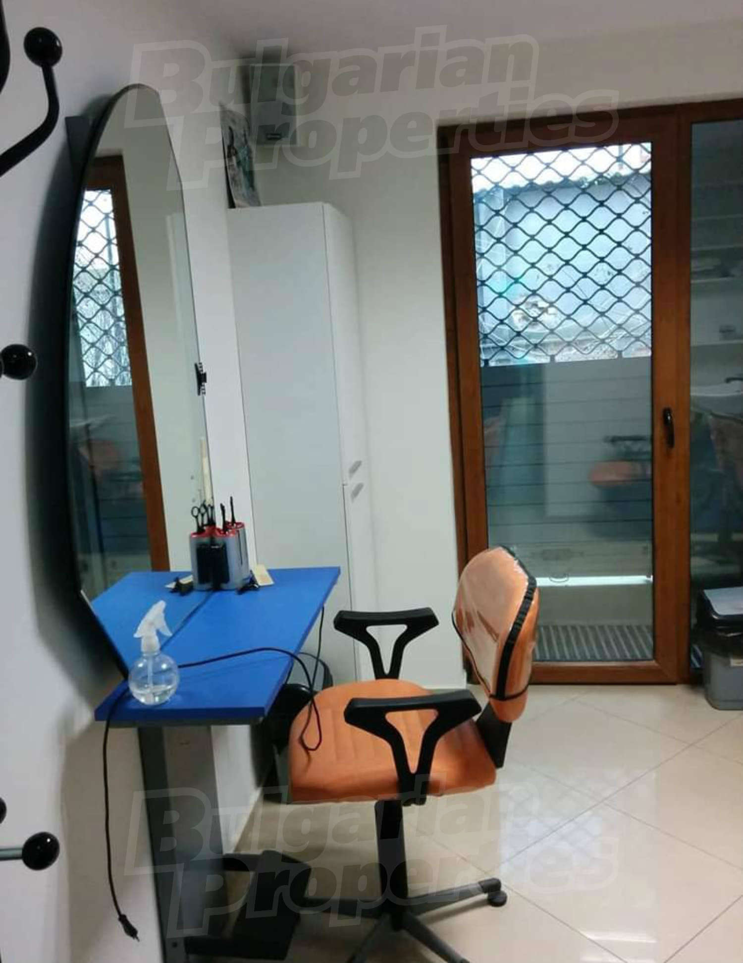 Gallery Picture 6