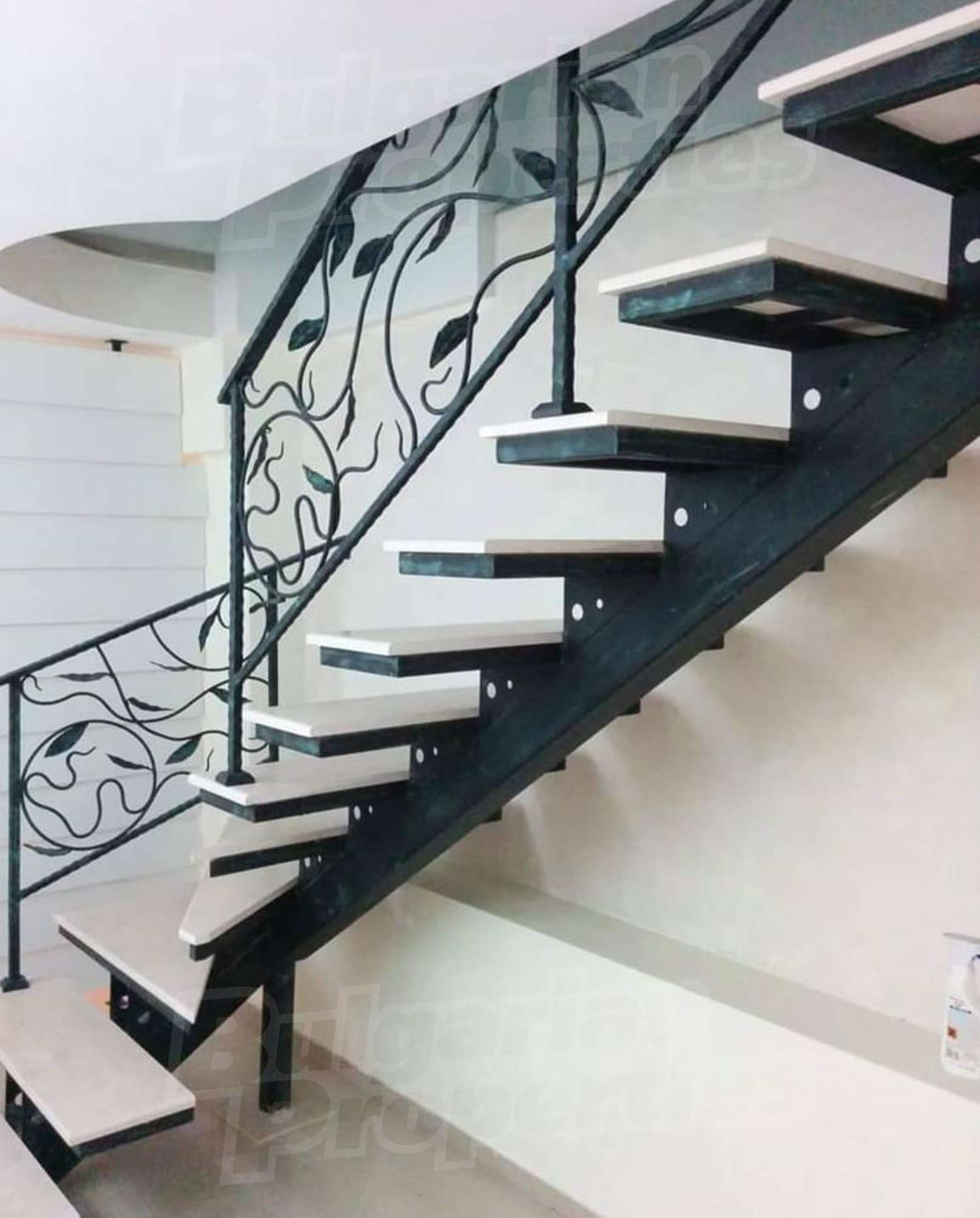 Gallery Picture 7