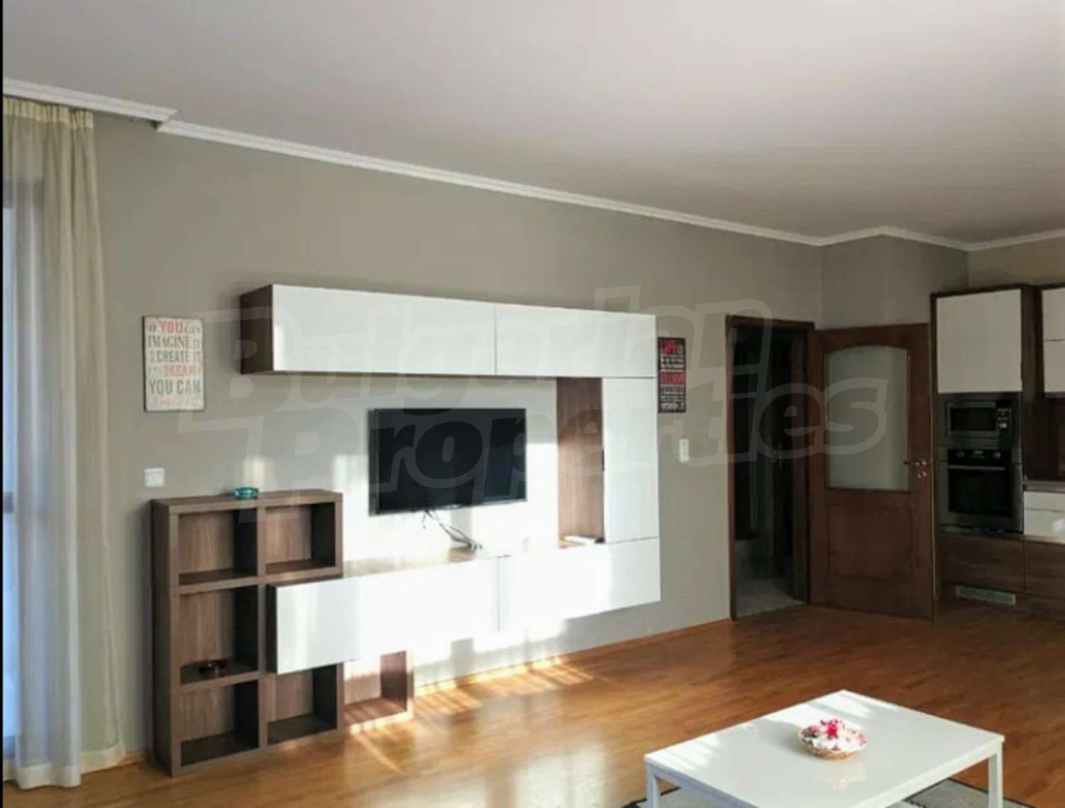 Gallery Picture 5