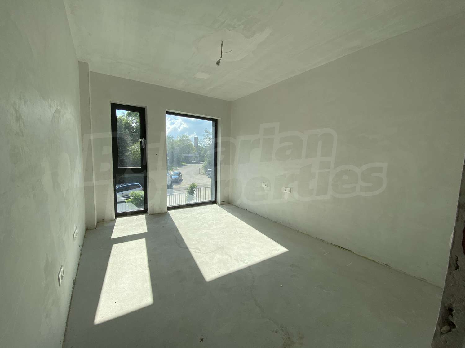 Gallery Picture 10