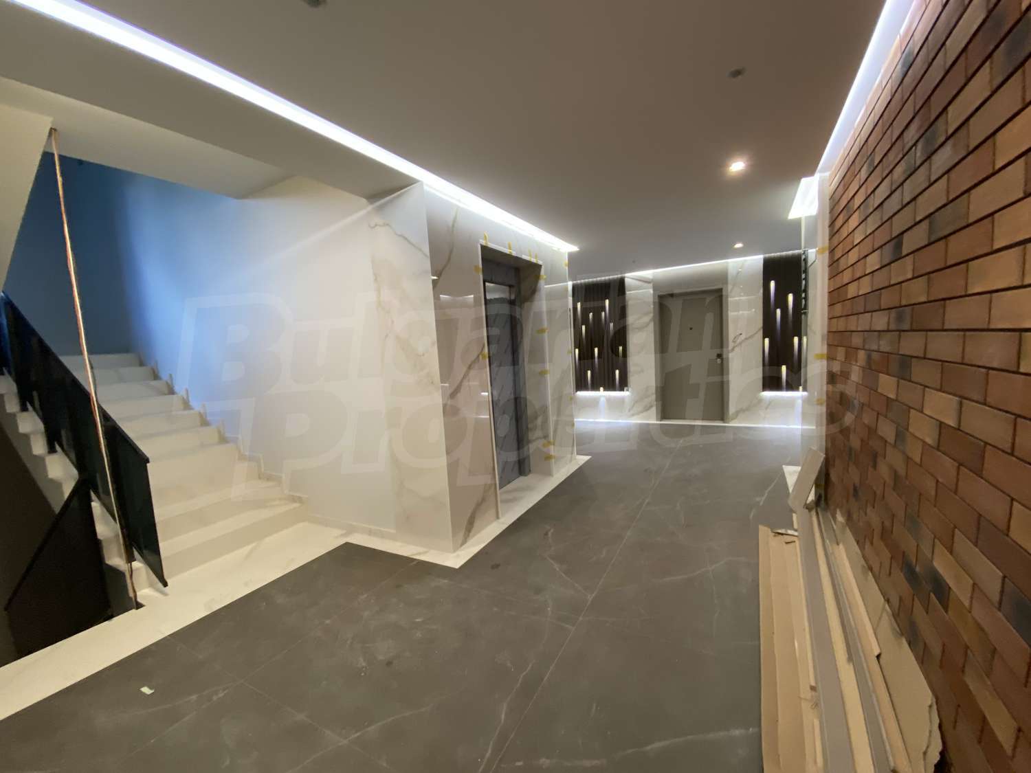 Gallery Picture 18