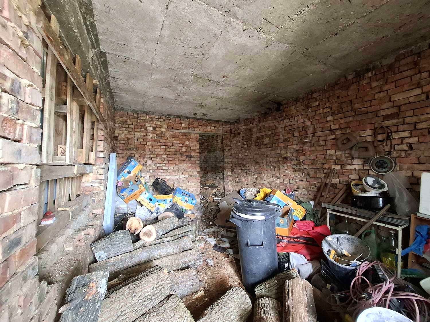 Gallery Picture 28