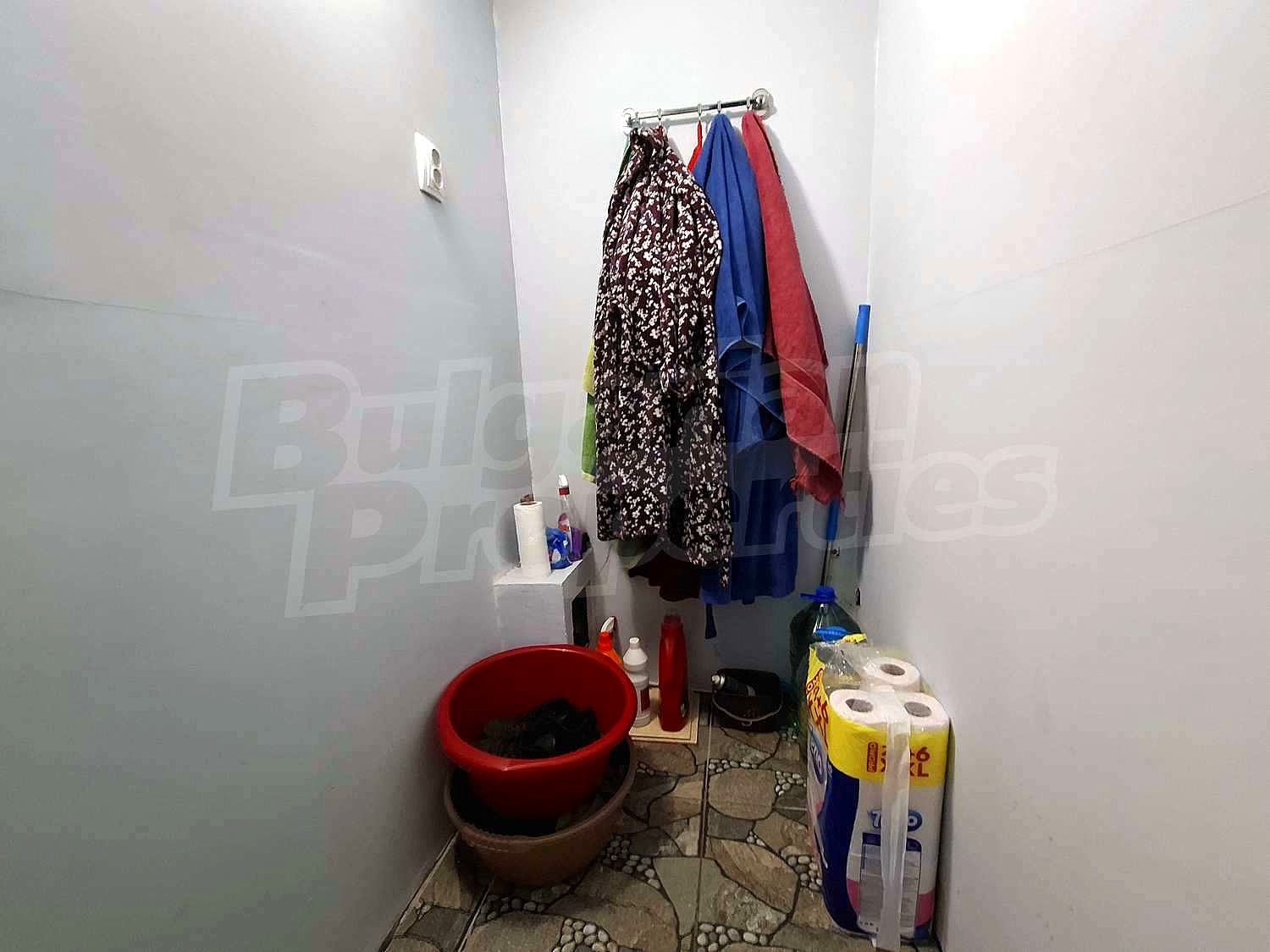 Gallery Picture 17