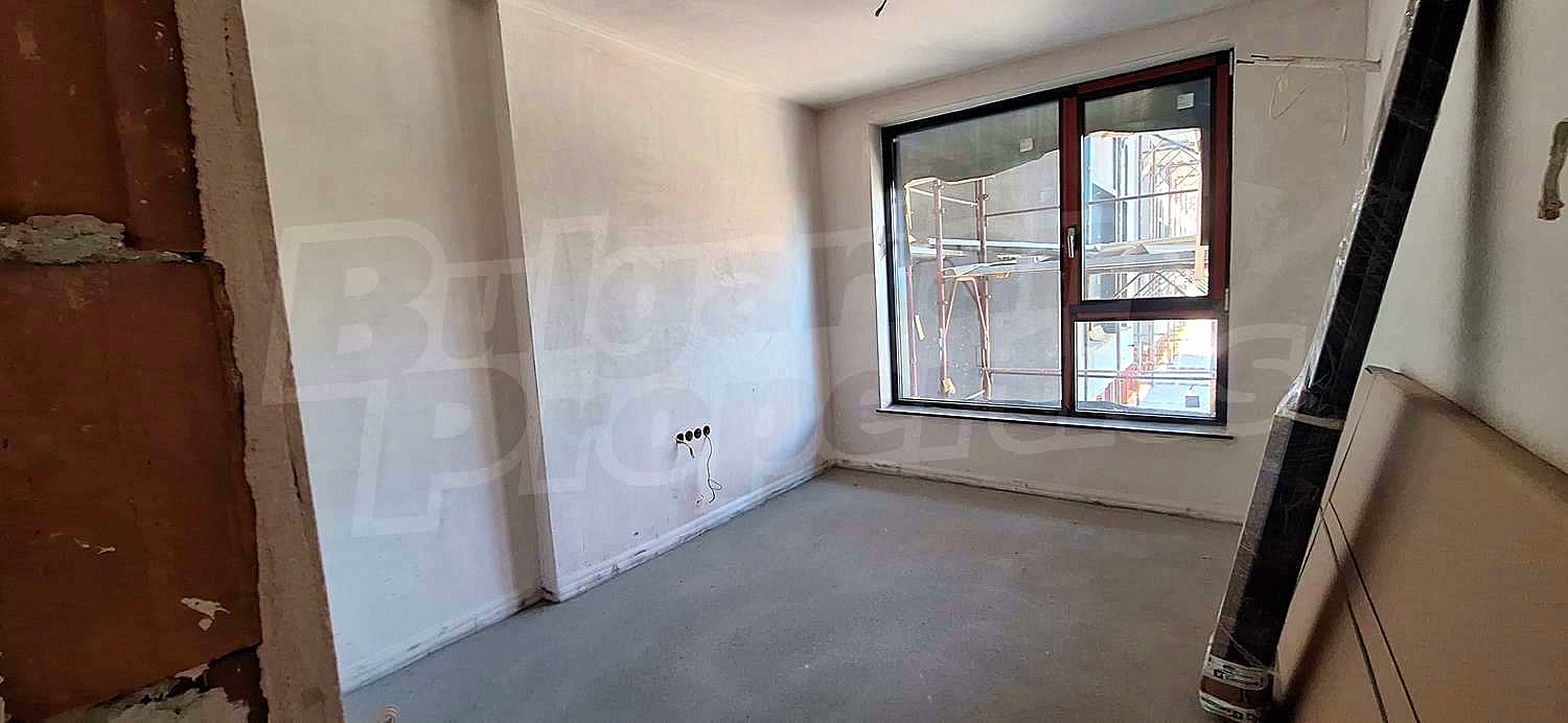 Gallery Picture 16