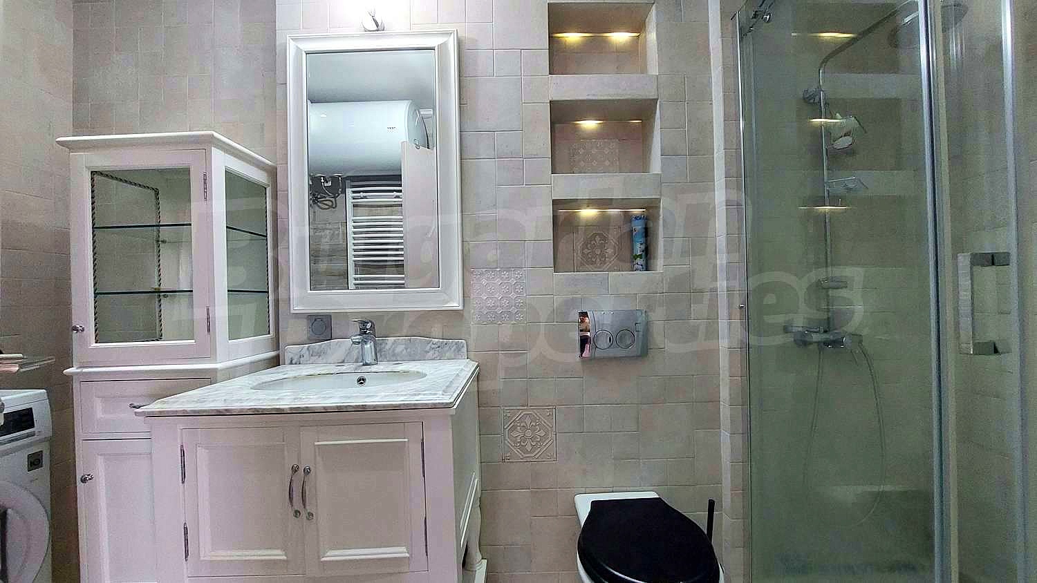 Gallery Picture 16