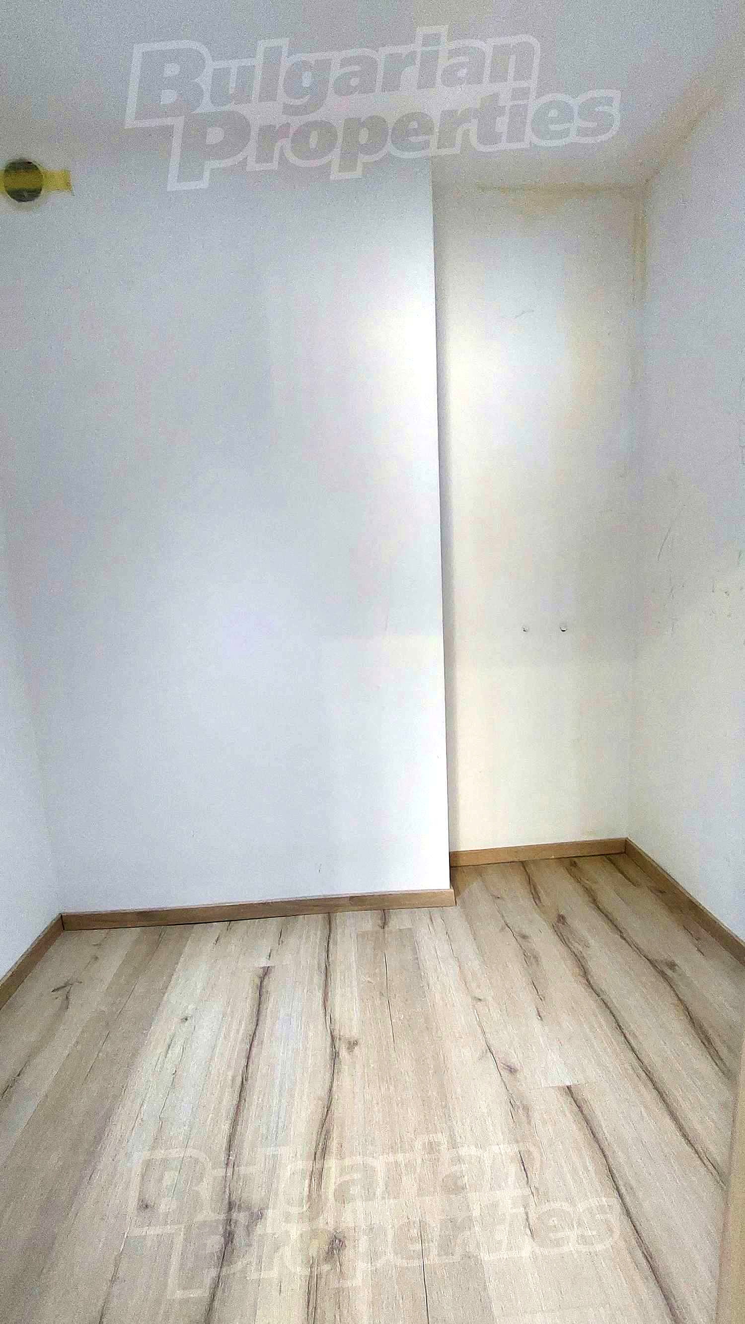 Gallery Picture 8