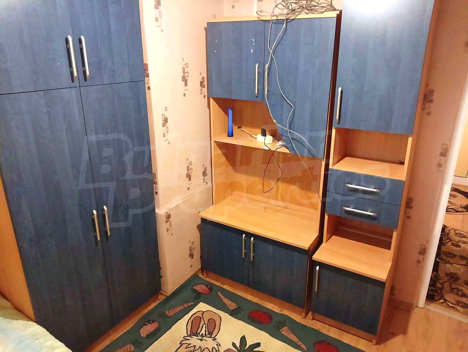 Gallery Picture 12