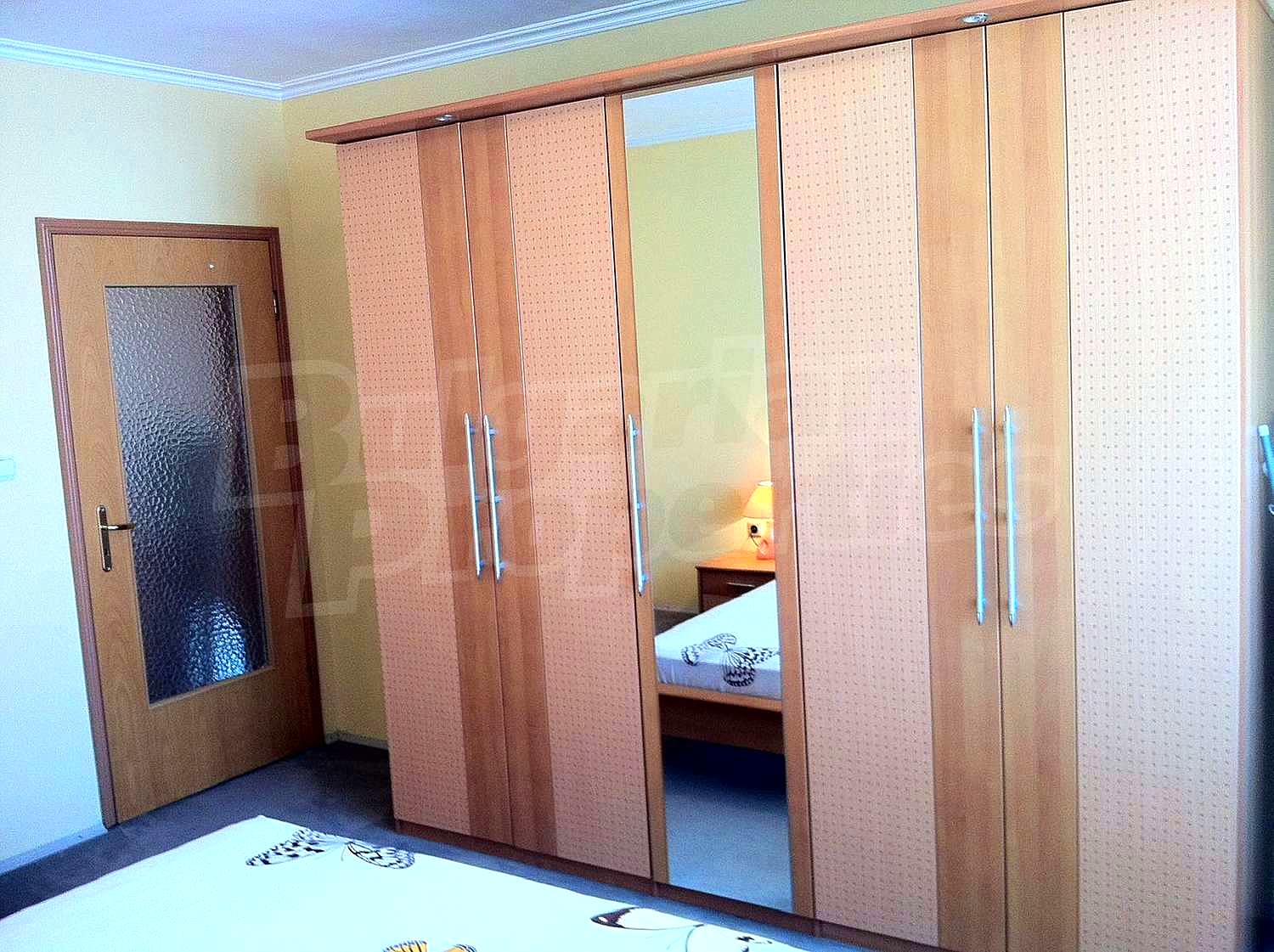 Gallery Picture 10
