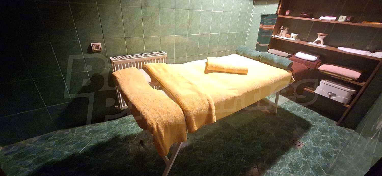 Gallery Picture 31