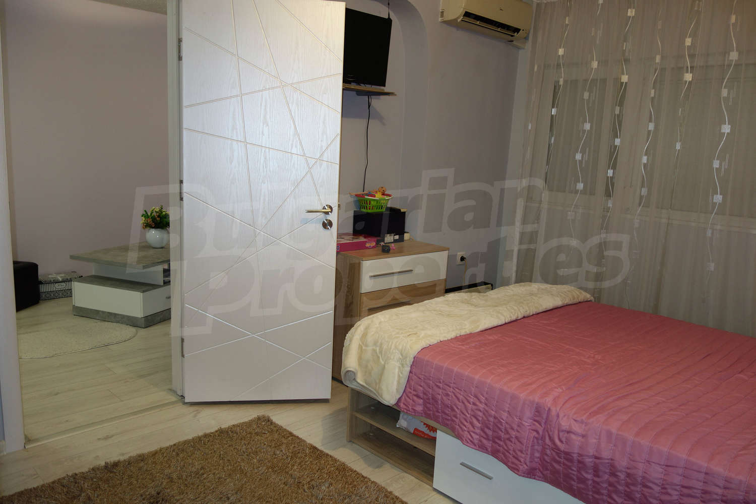 Gallery Picture 21