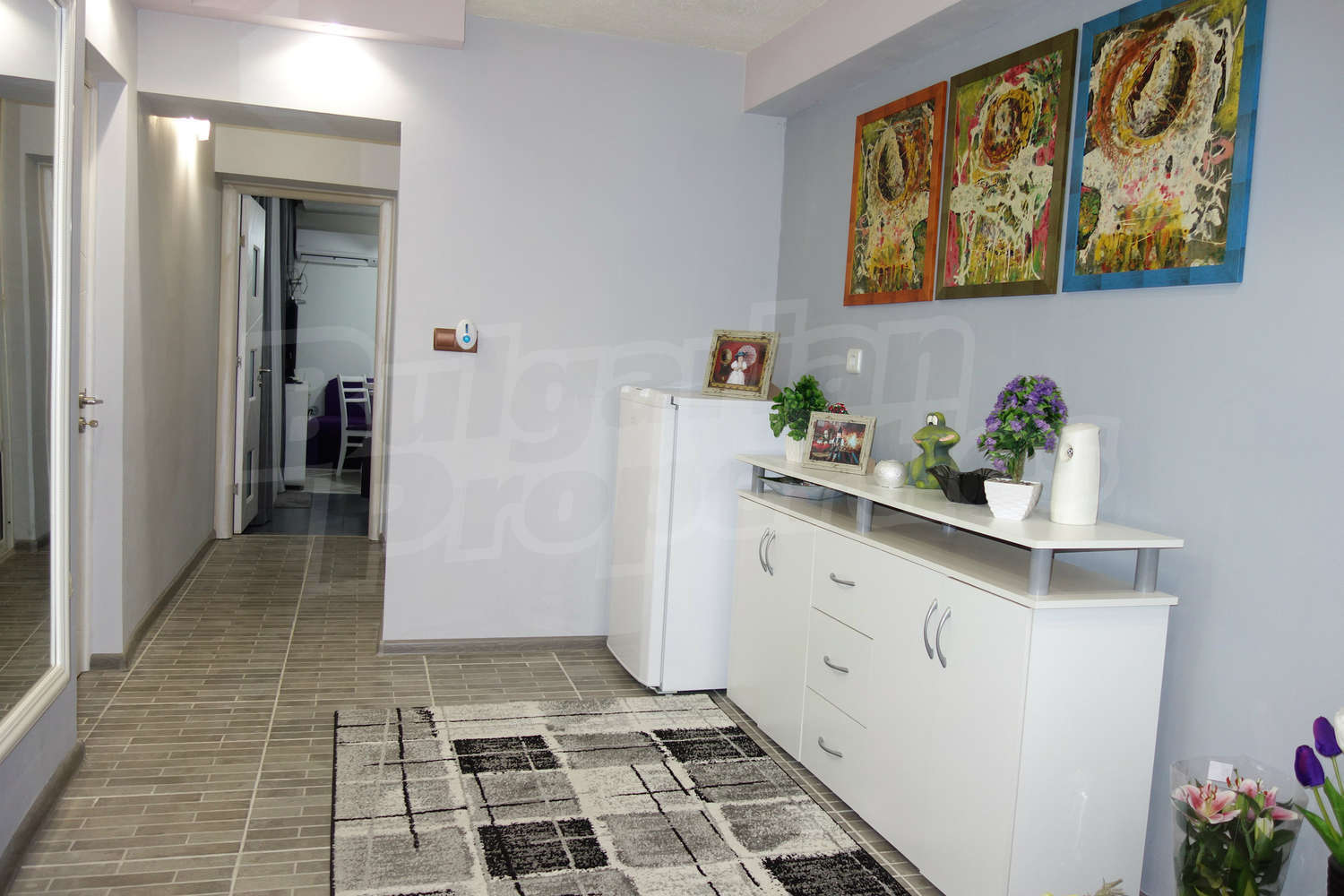 Gallery Picture 11