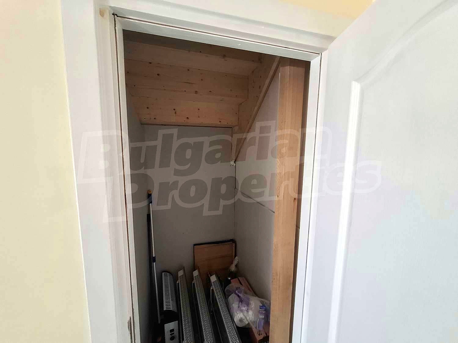 Gallery Picture 15