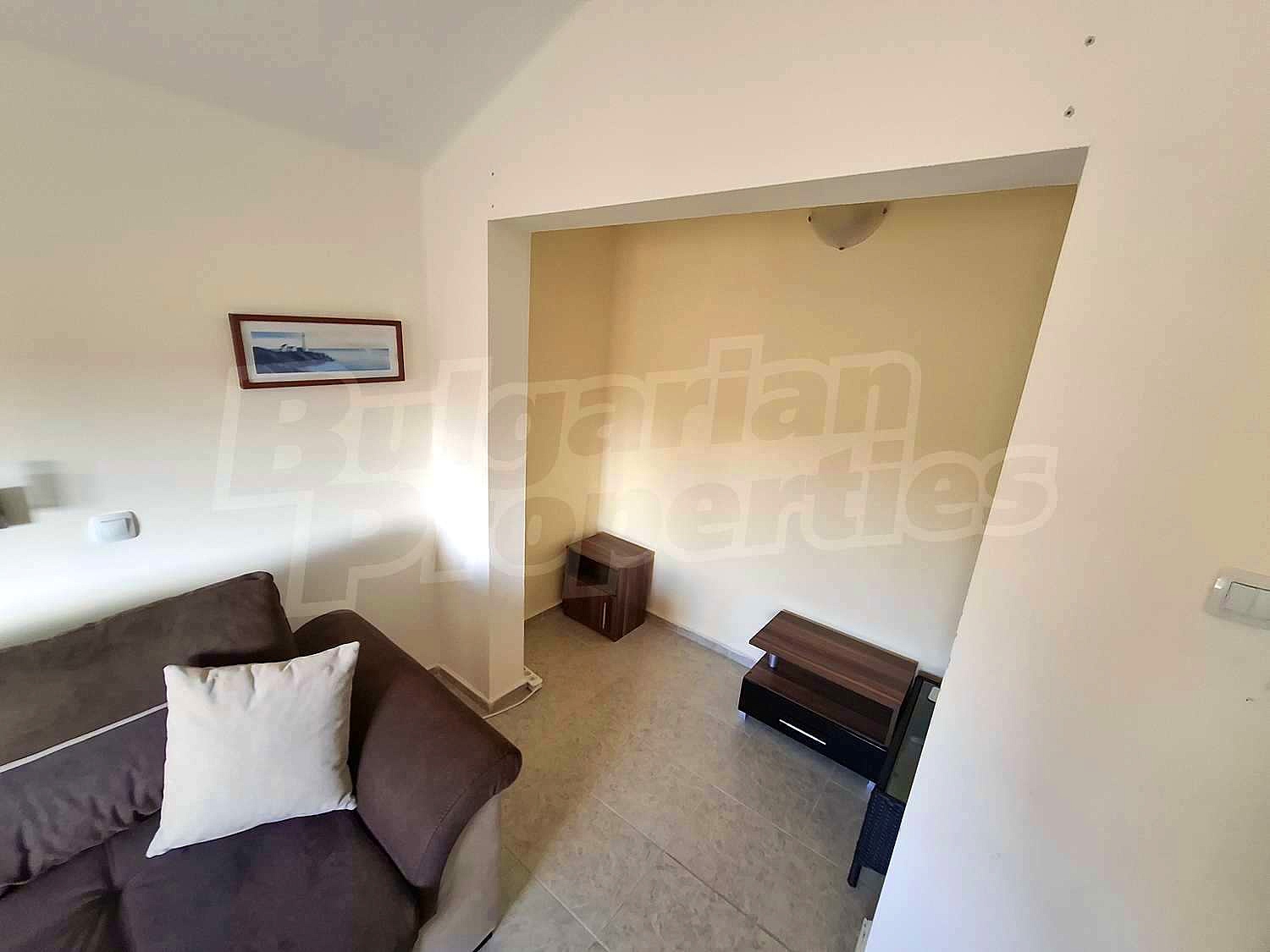 Gallery Picture 19