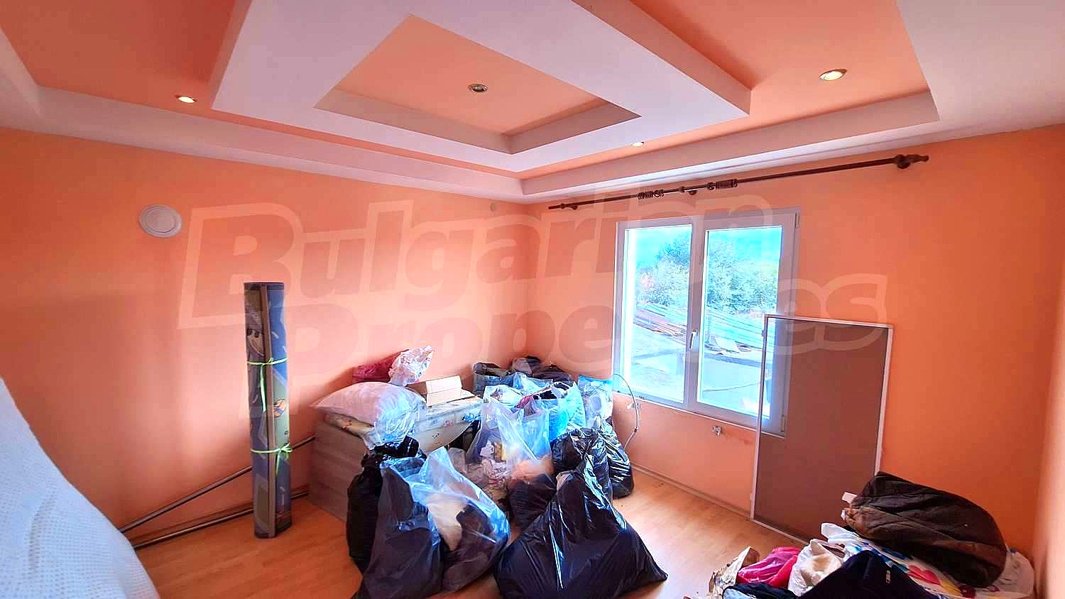 Gallery Picture 26