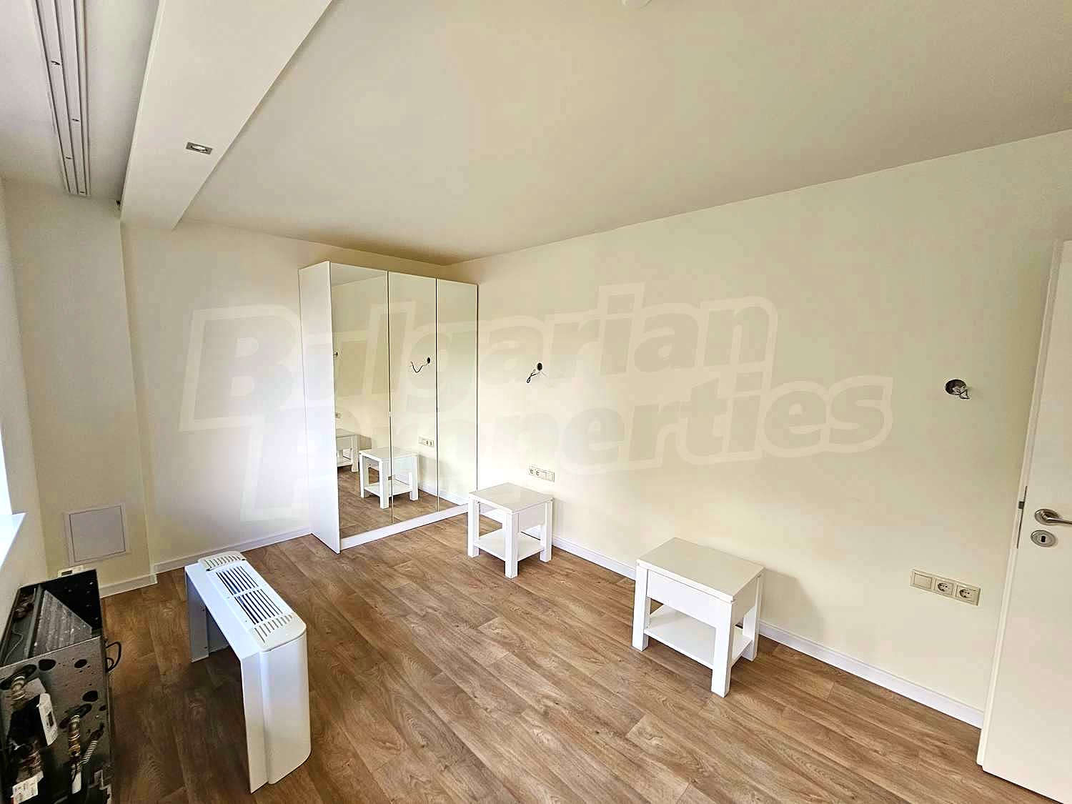 Gallery Picture 98