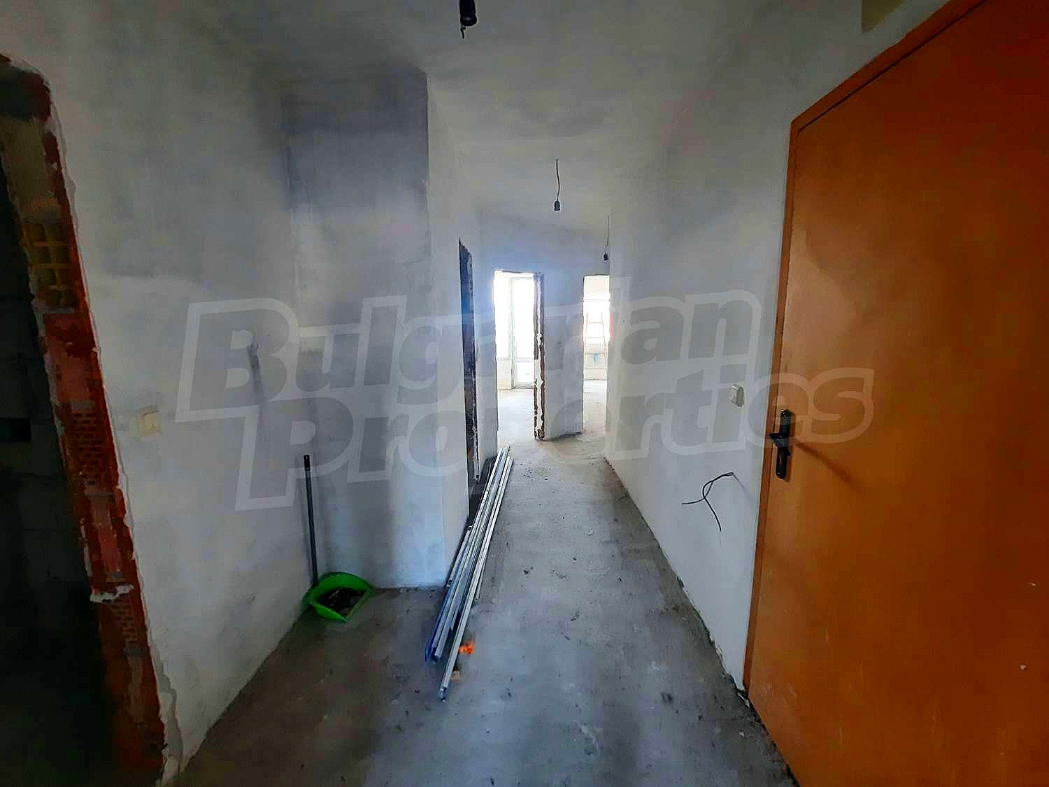 Gallery Picture 4
