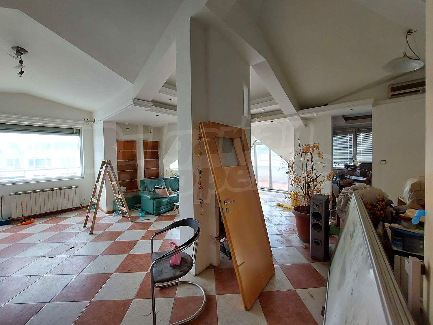 Gallery Picture 4