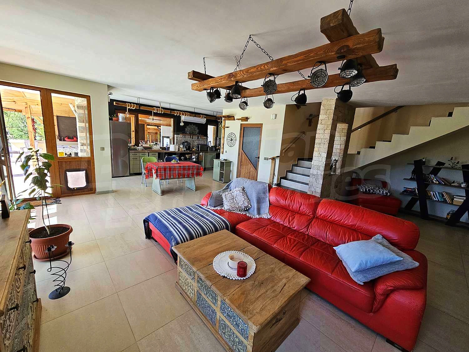 Gallery Picture 11