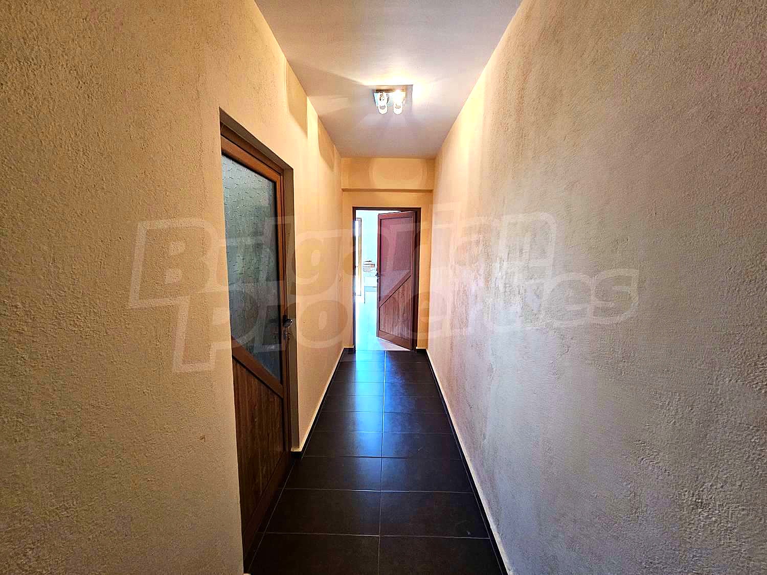 Gallery Picture 52