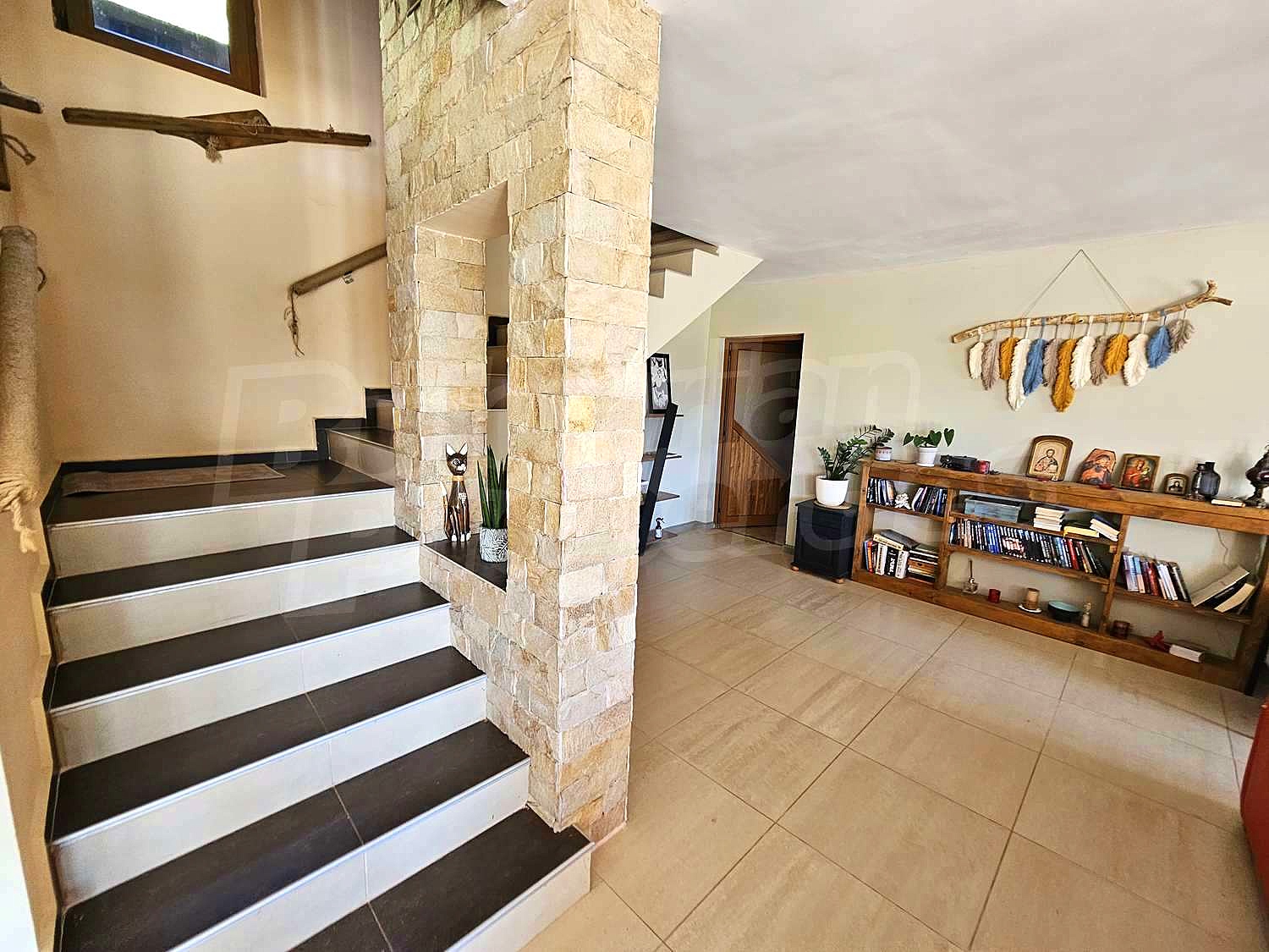 Gallery Picture 17
