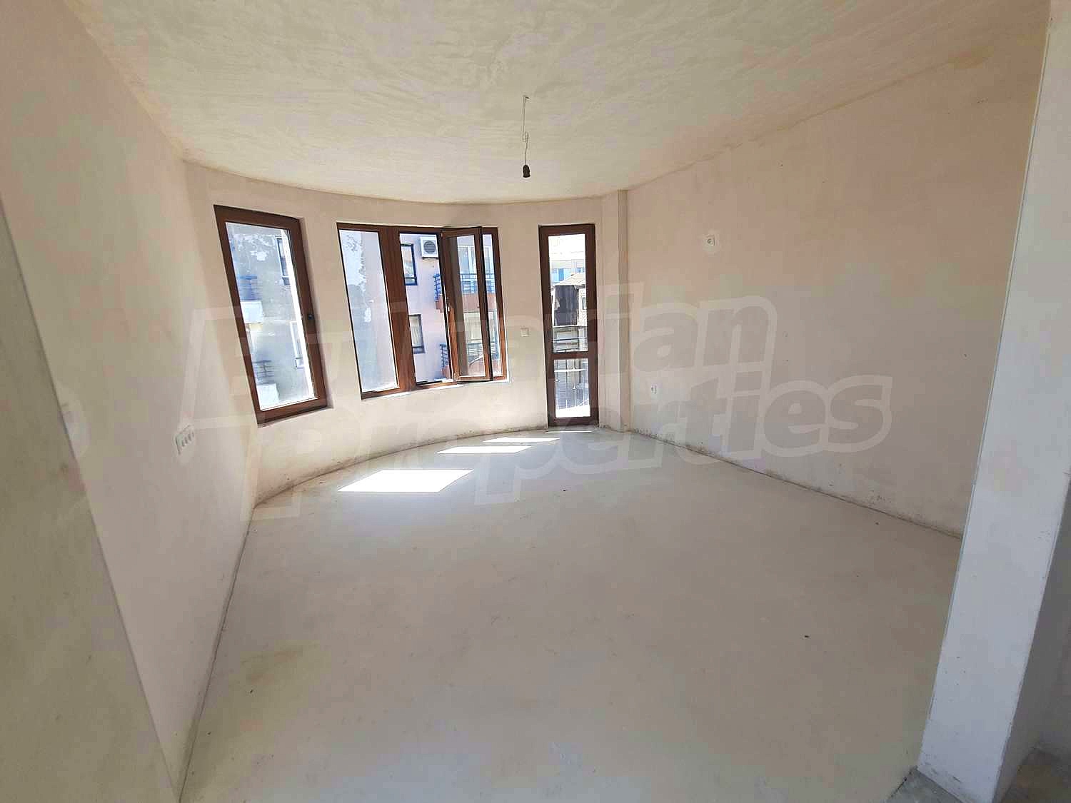 Gallery Picture 3