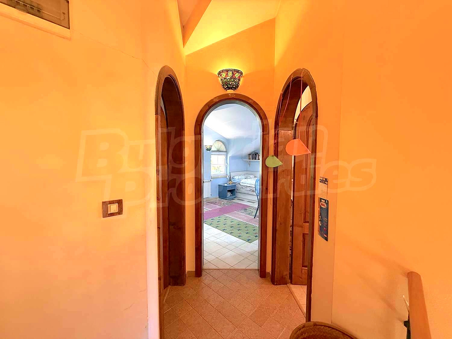 Gallery Picture 10