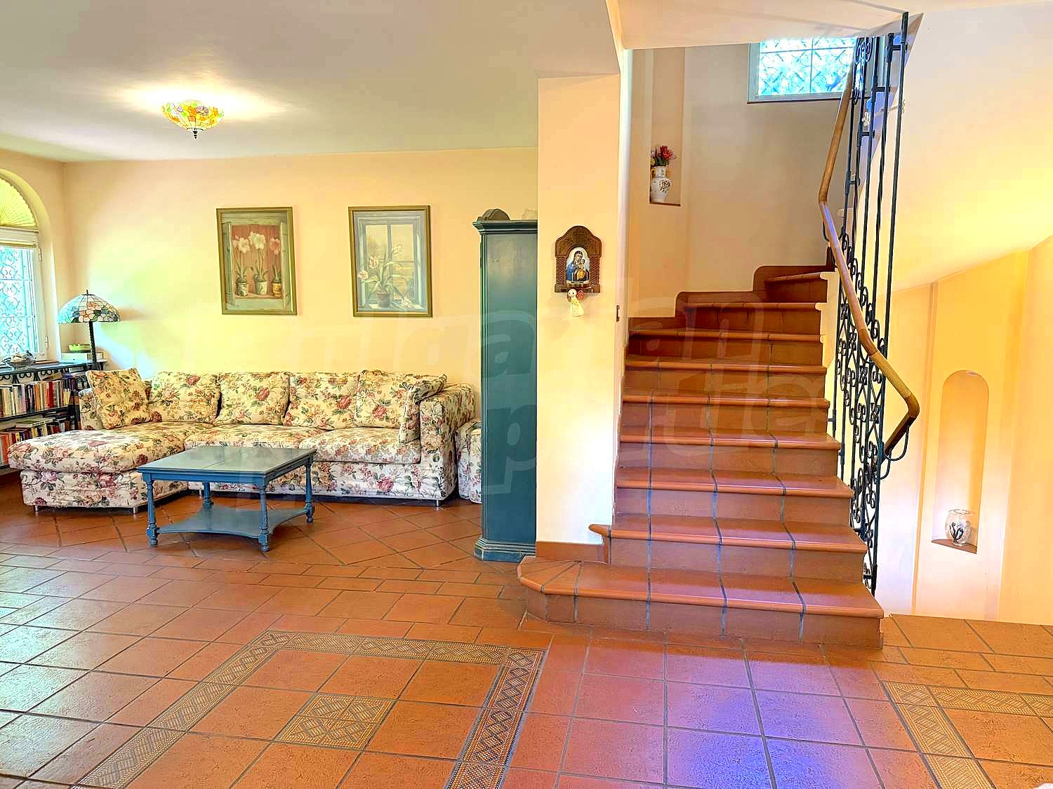 Gallery Picture 36