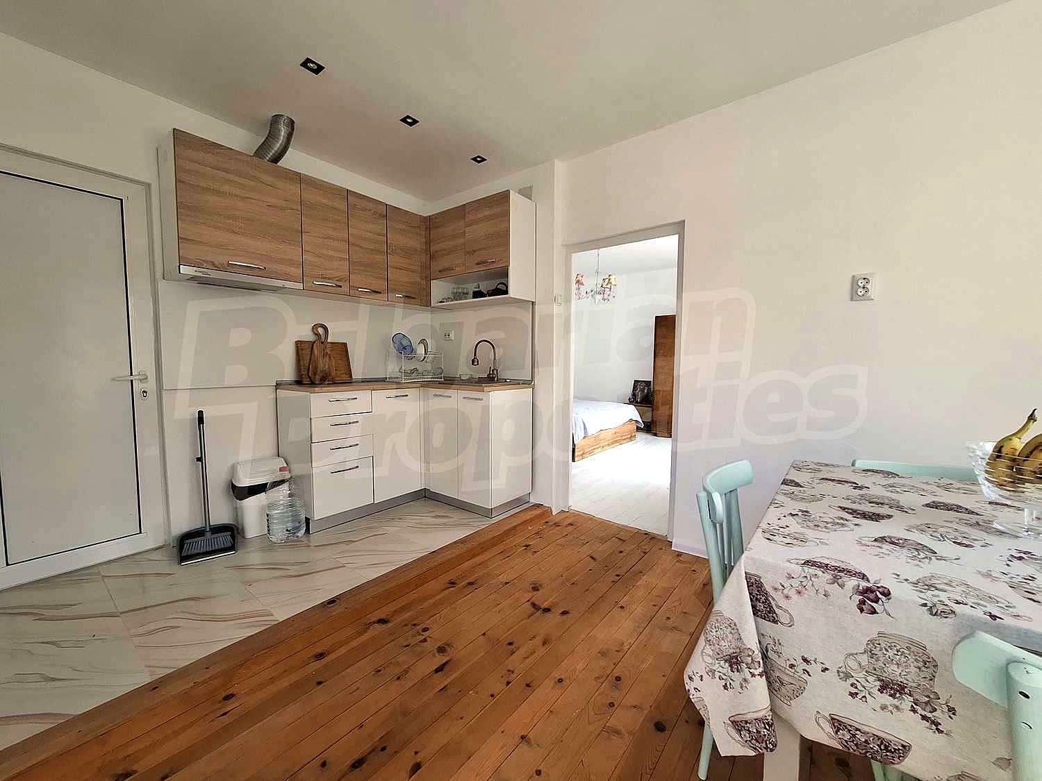 Gallery Picture 11