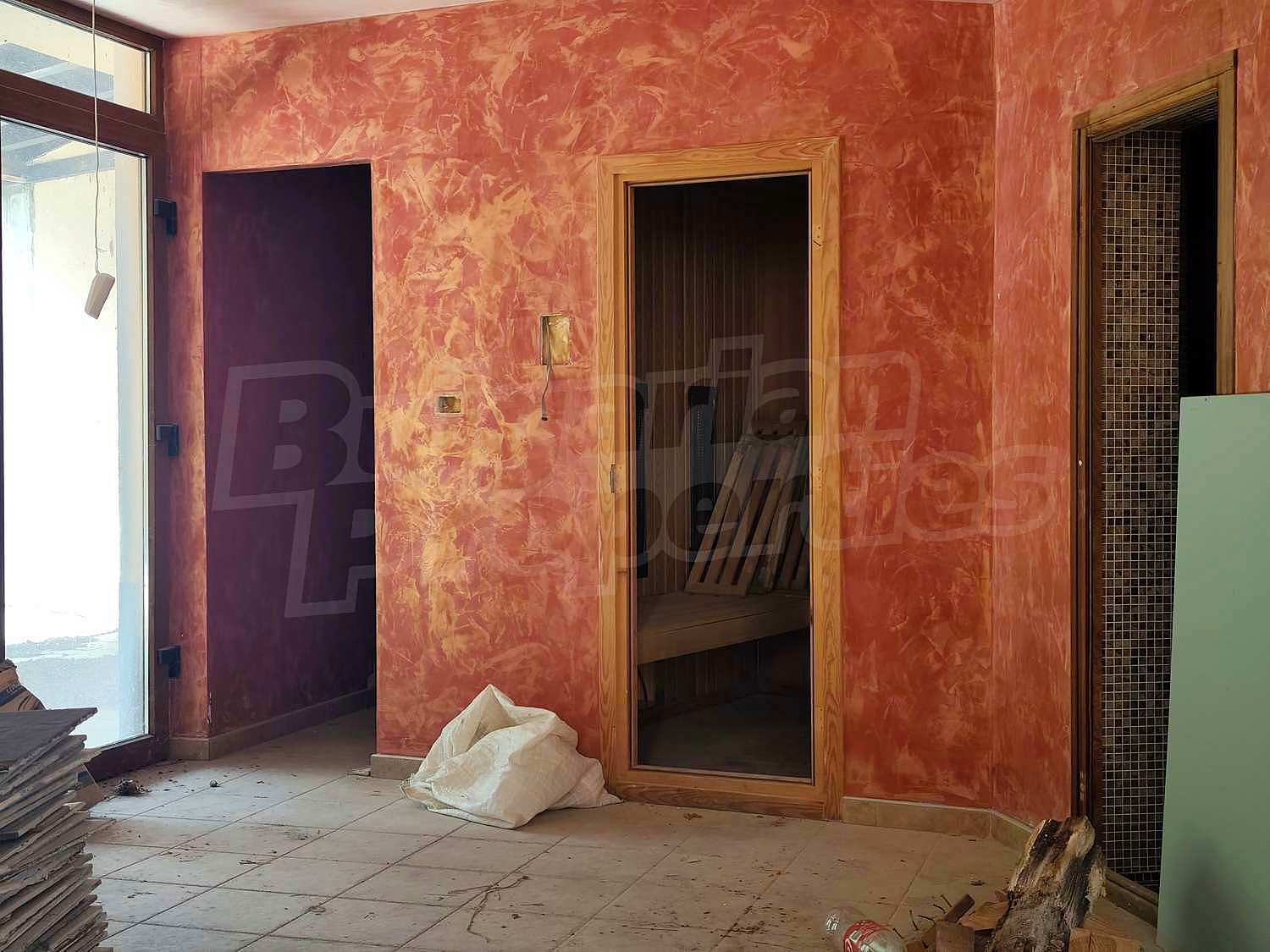 Gallery Picture 8