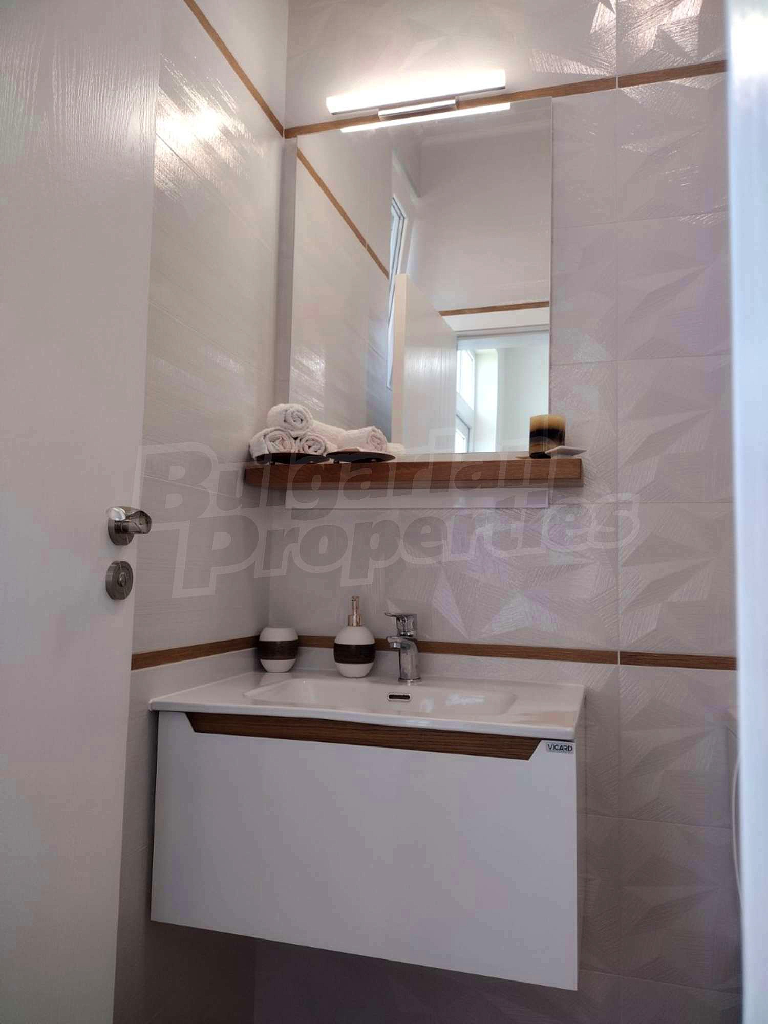 Gallery Picture 18