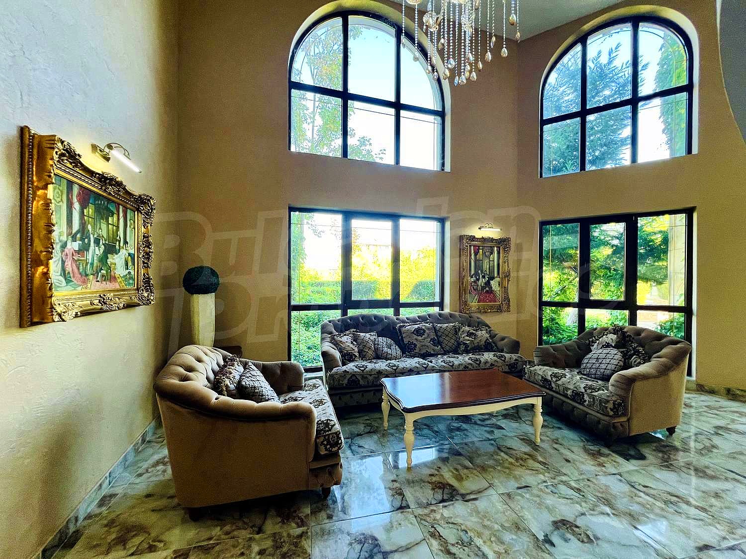 Gallery Picture 52
