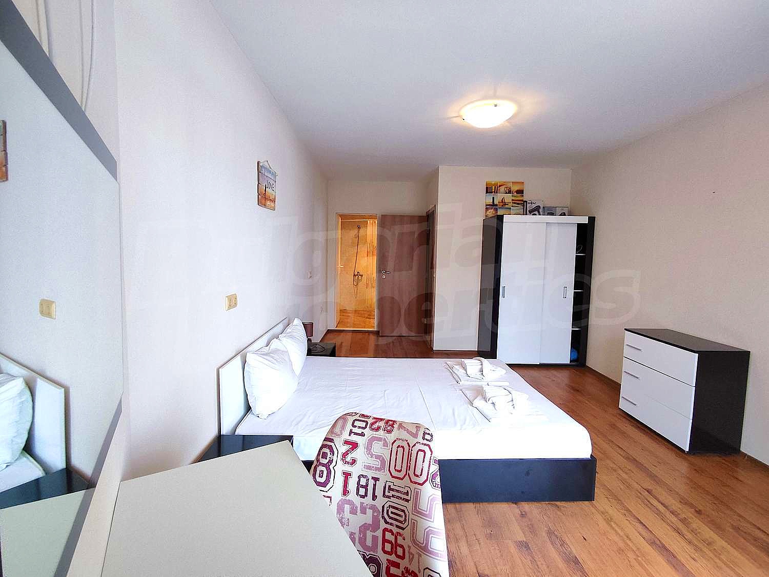 Gallery Picture 11