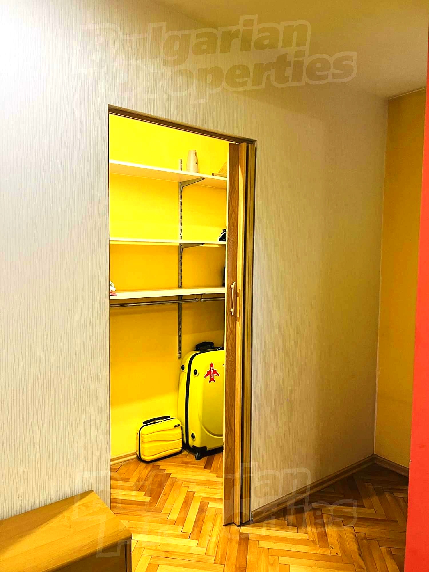 Gallery Picture 8