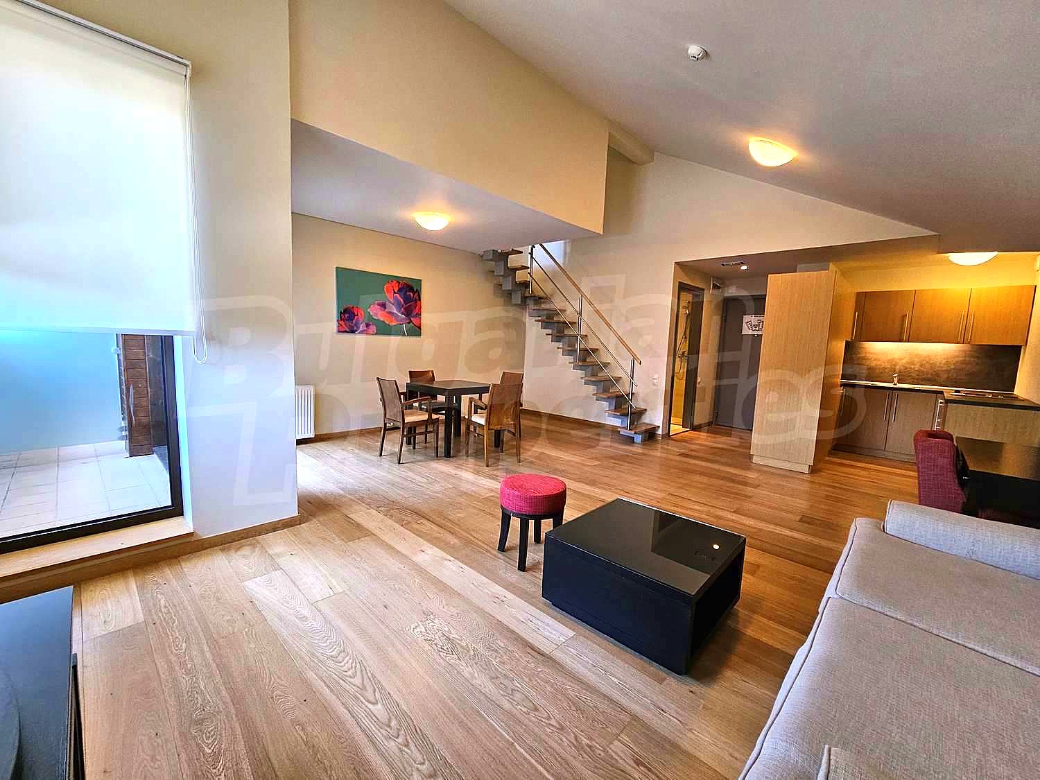 Gallery Picture 2