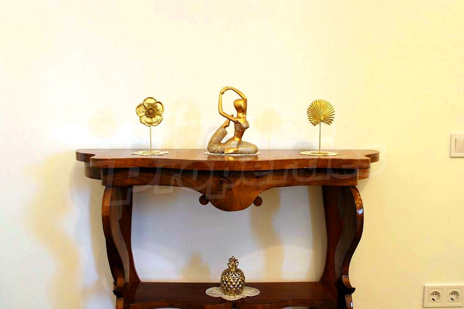 Gallery Picture 6