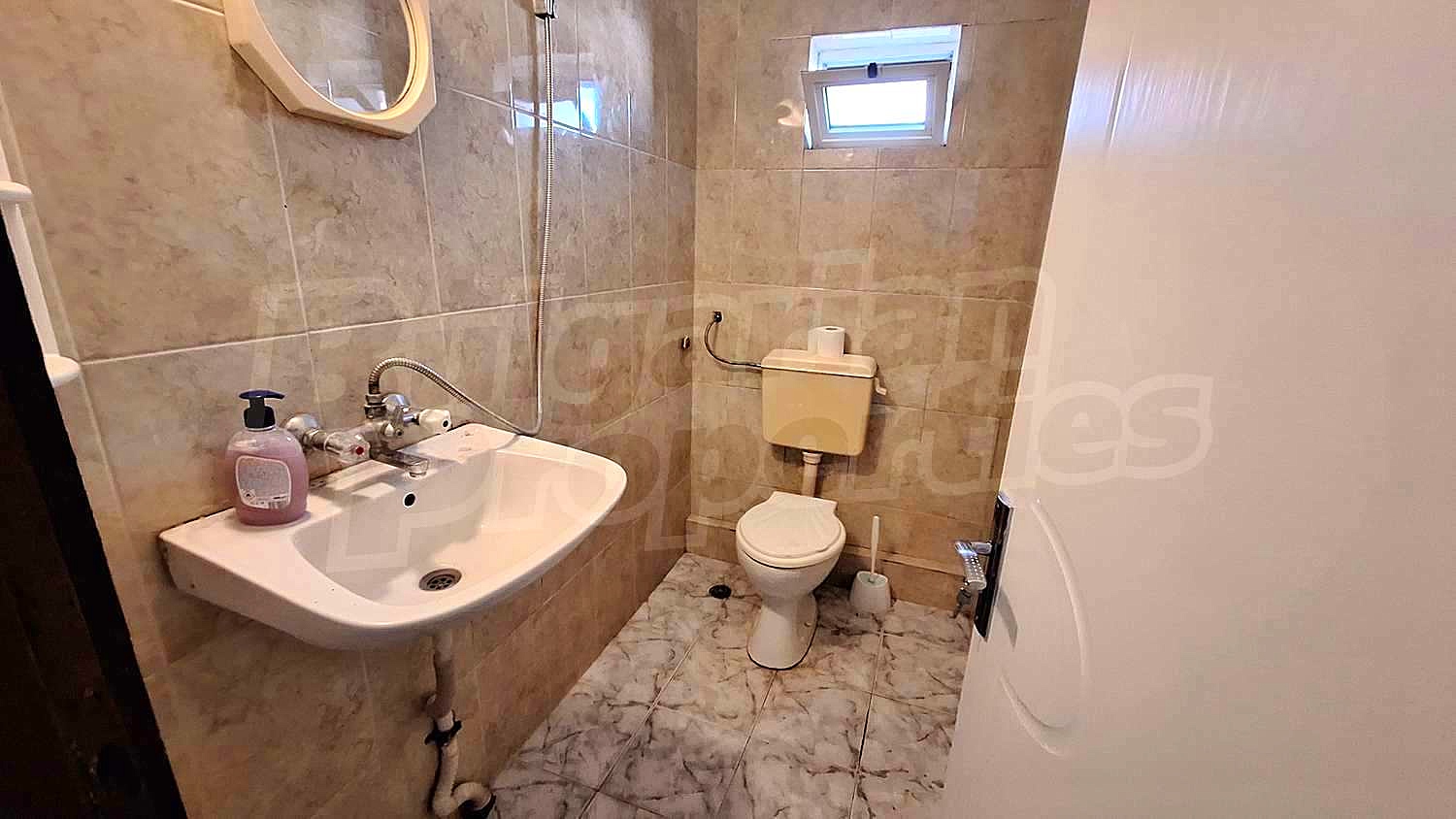 Gallery Picture 25