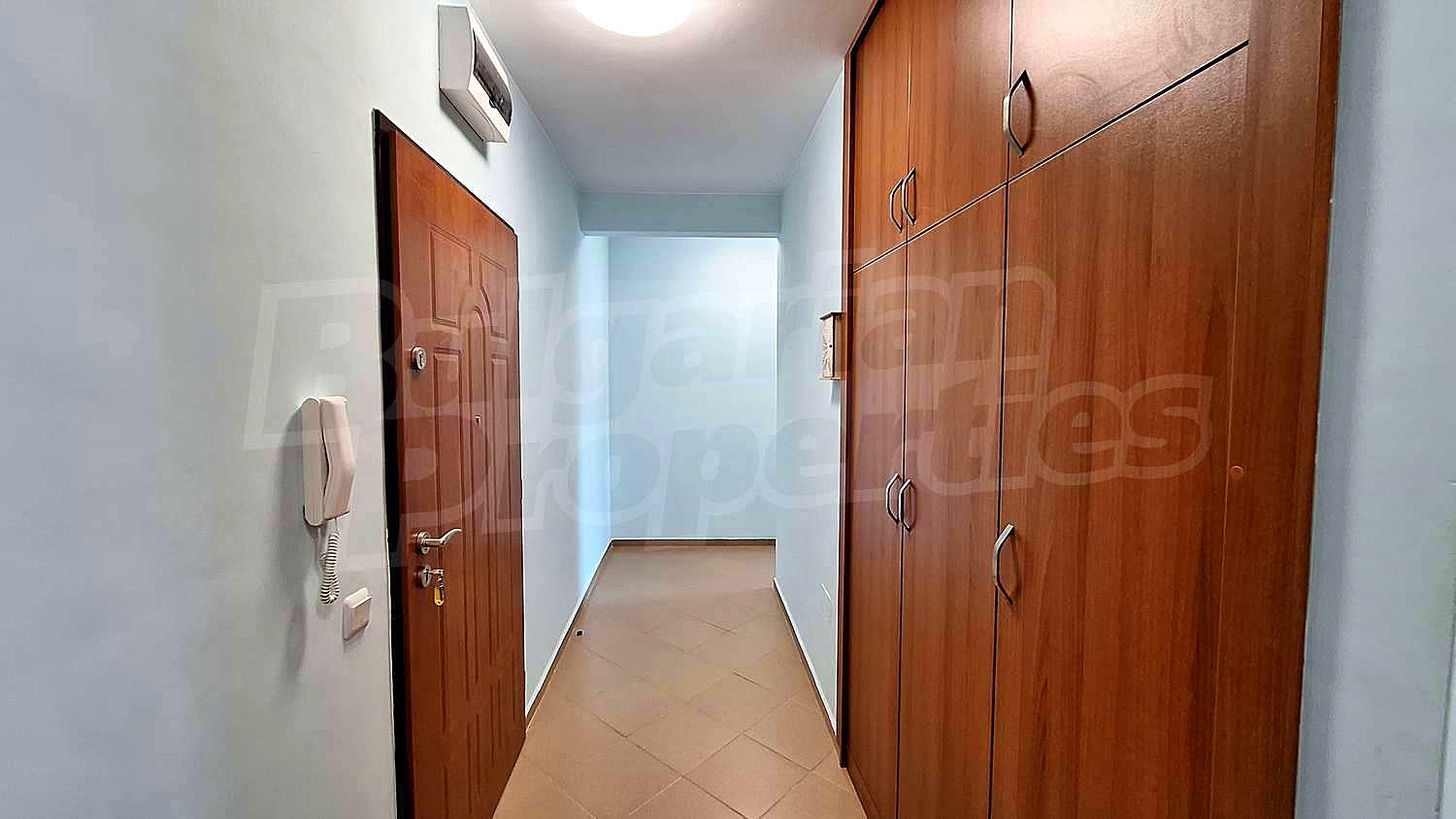 Gallery Picture 24